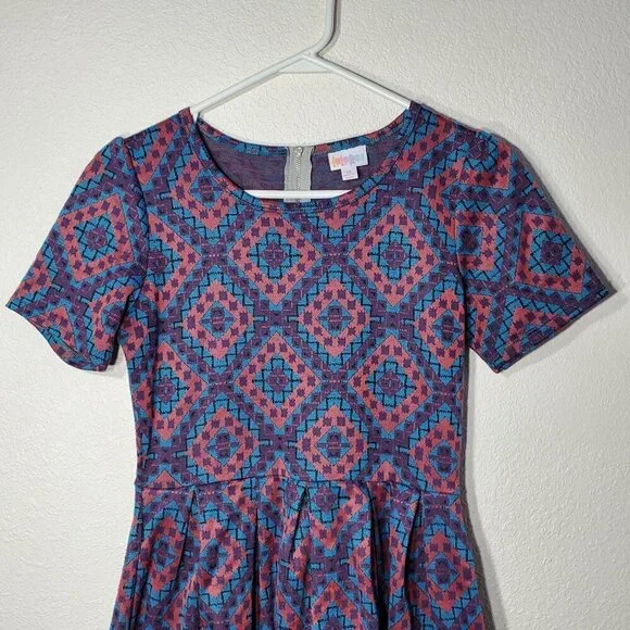 LuLaRoe Amelia Women's Dress Geometric Print A-Line Dress Medium Pleated Pockets - Picture 3 of 7